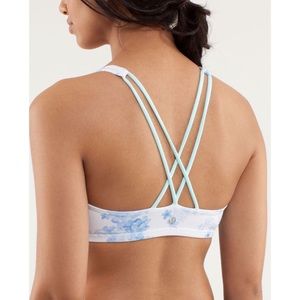 Lululemon Free to Be Bra